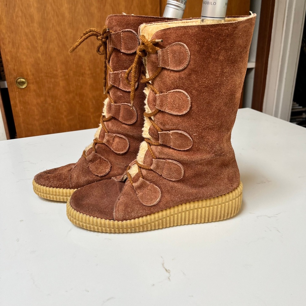 Vintage Wool Lined Suede Sheepskin Boots w/ Gum Wedge Sole Made in Italy Sz 10‎